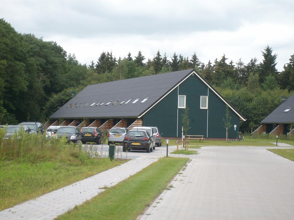 Horsetellerie Rheezerveen Hardenberg Bagian luar foto