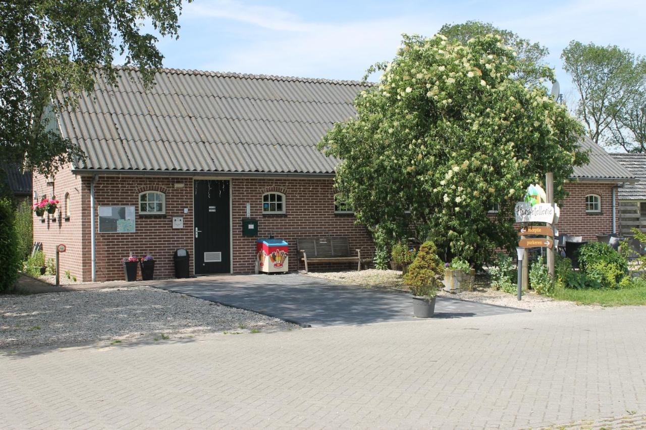 Horsetellerie Rheezerveen Hardenberg Bagian luar foto